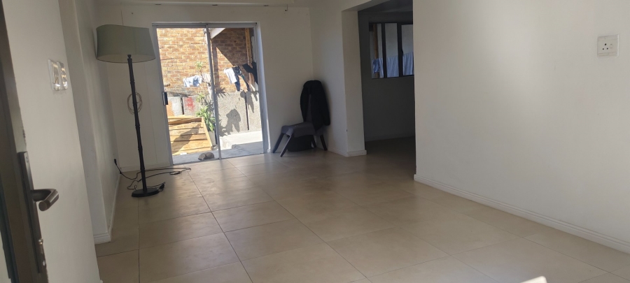 5 Bedroom Property for Sale in Westridge Western Cape
